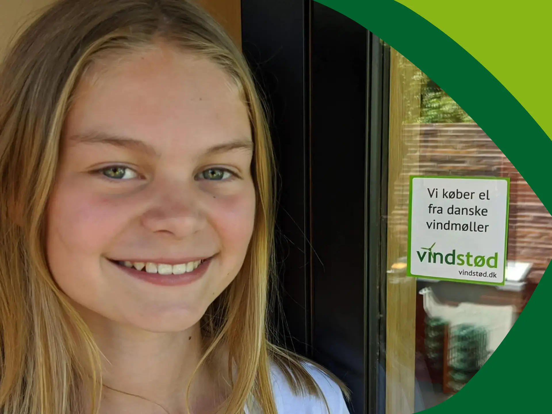 Pige ved Vindstød klistermærke