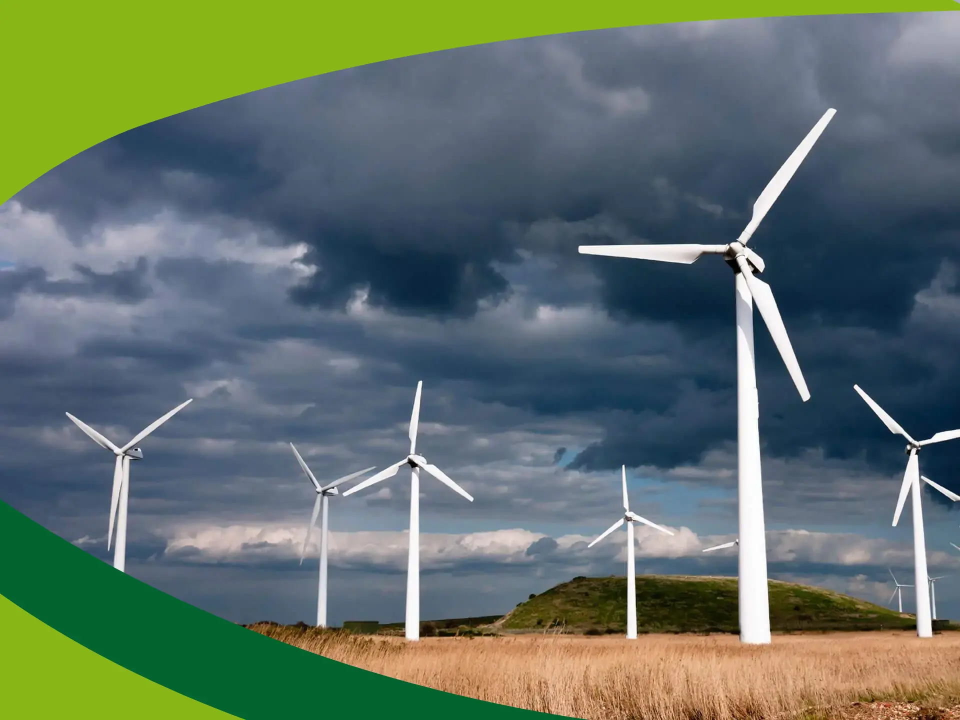 Vindmøller en skyet dag